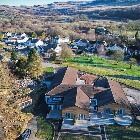 Suite 2 - Sleeping Giant Hotel - Pen Y Cae Inn Brecon Exterior photo